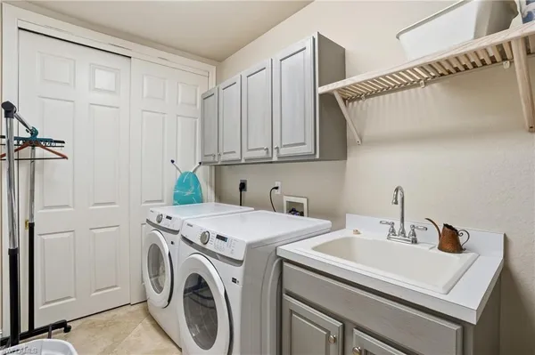 $9,000 | 4964 Westchester Court, Unit 4102, Naples, FL 34105