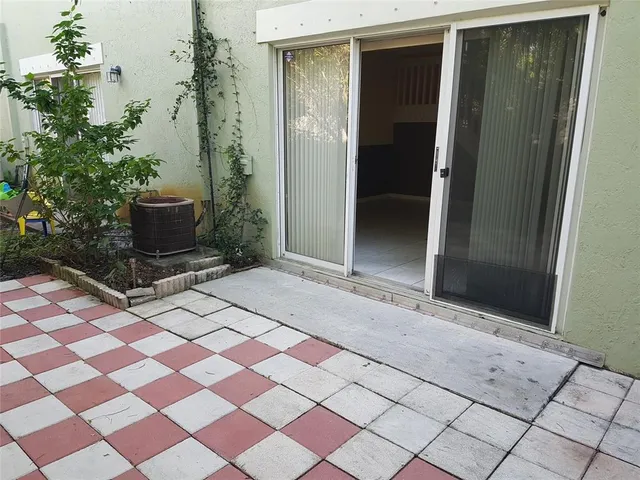 a view of a entryway of a house