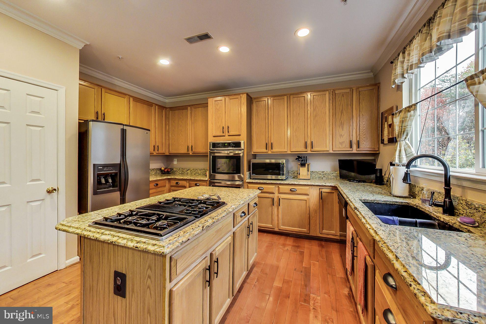 2730 Summers Ridge Drive Odenton, MD 21113 - Photo 8 of 48 Kitchen