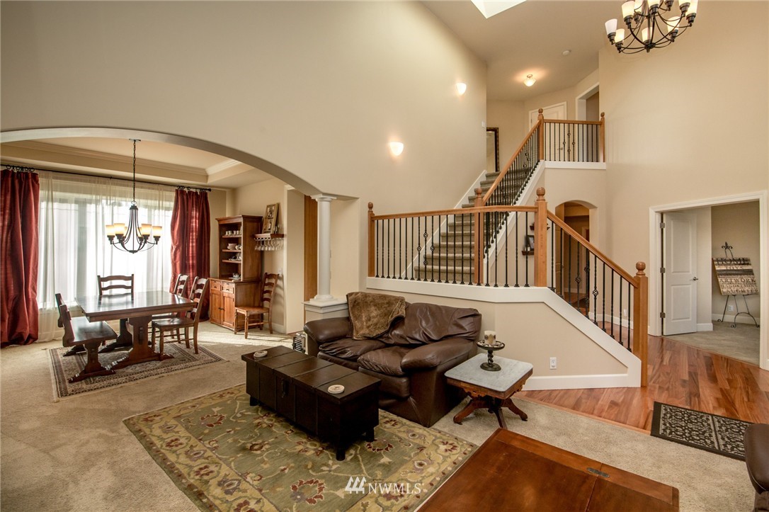 116 223rd Street Southeast Bothell, WA 98021 - Photo 3 of 24