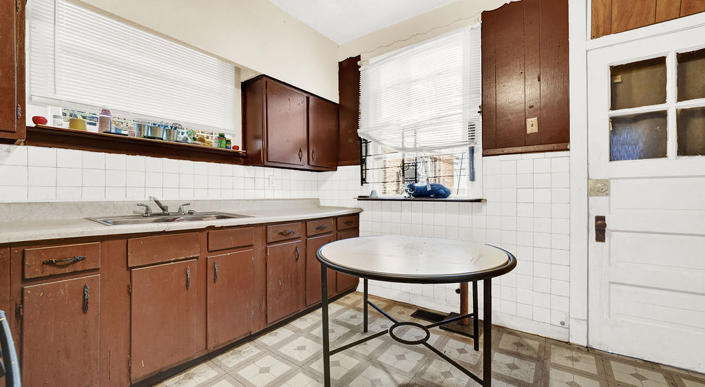 1311 West Marquette Road Chicago, IL 60636 - Photo 16 of 26 Gallery Image 16