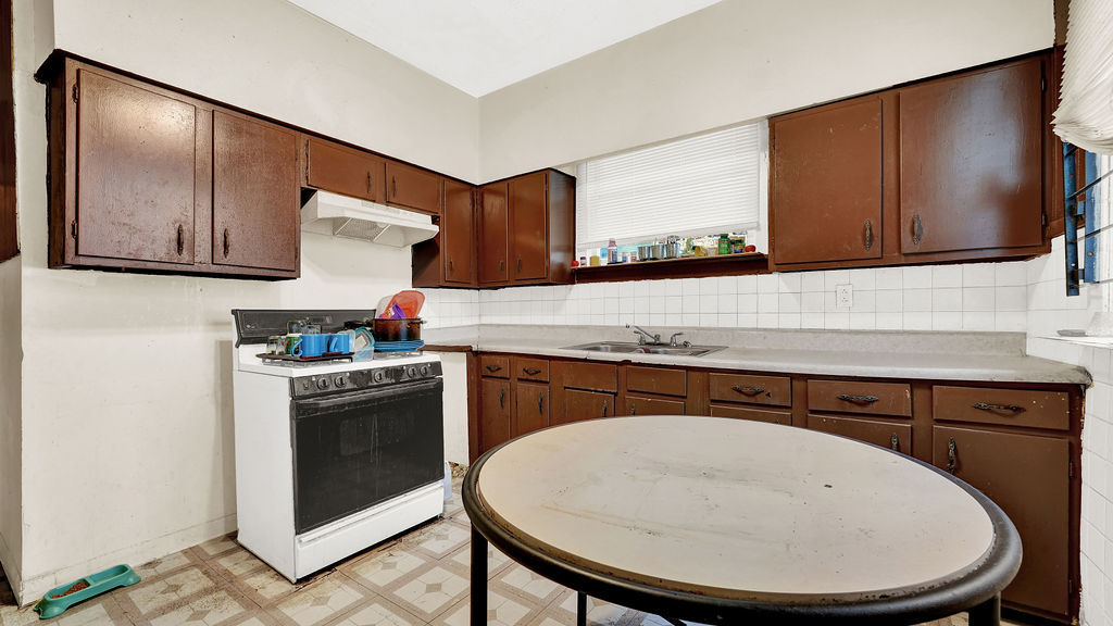 1311 West Marquette Road Chicago, IL 60636 - Photo 17 of 26 Gallery Image 17