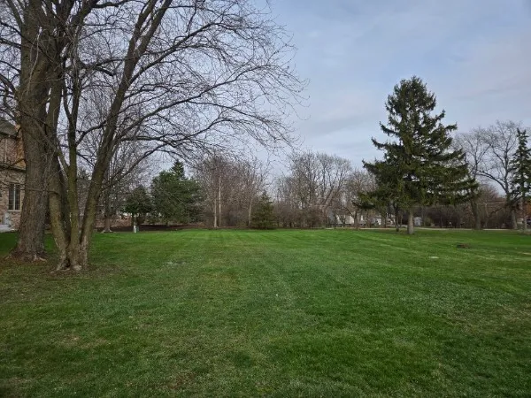 $379,000 | 308 Felicia Court, Bloomingdale, IL 60108