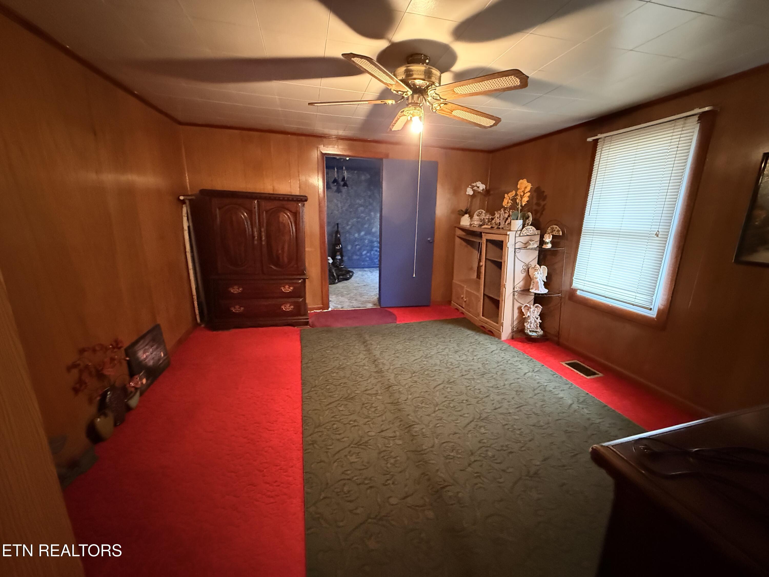 3682 Left Poor Valley Road Jonesville, VA 24263 - Photo 7 of 17 IMG_6356