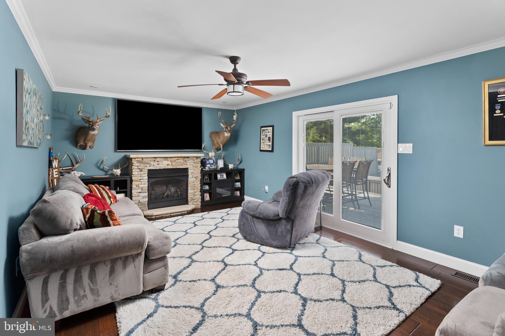 146 Hankins Road Hightstown, NJ 08520 - Photo 19 of 41 Family Room