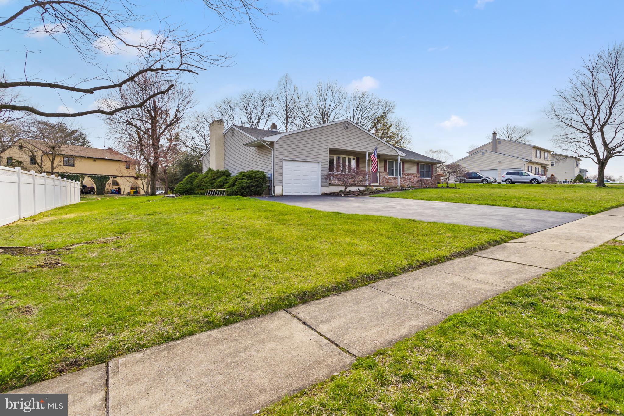 603 Flock Road Hamilton, NJ 08690 - Photo 3 of 31 Gallery Image 3