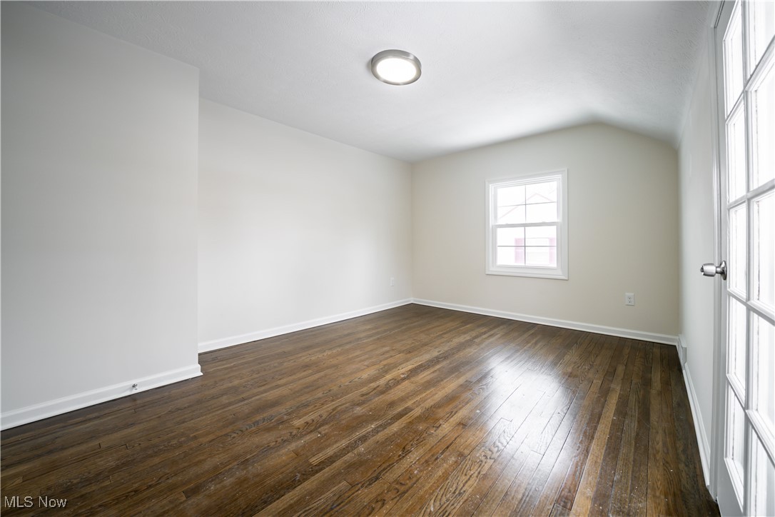 2279 North Taylor Road Cleveland, OH 44112 - Photo 19 of 35 Bedroom with hardwood floors