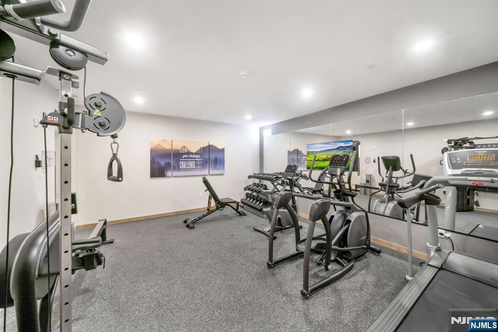 204 Encampment Towaco, NJ 07082 - Photo 19 of 25