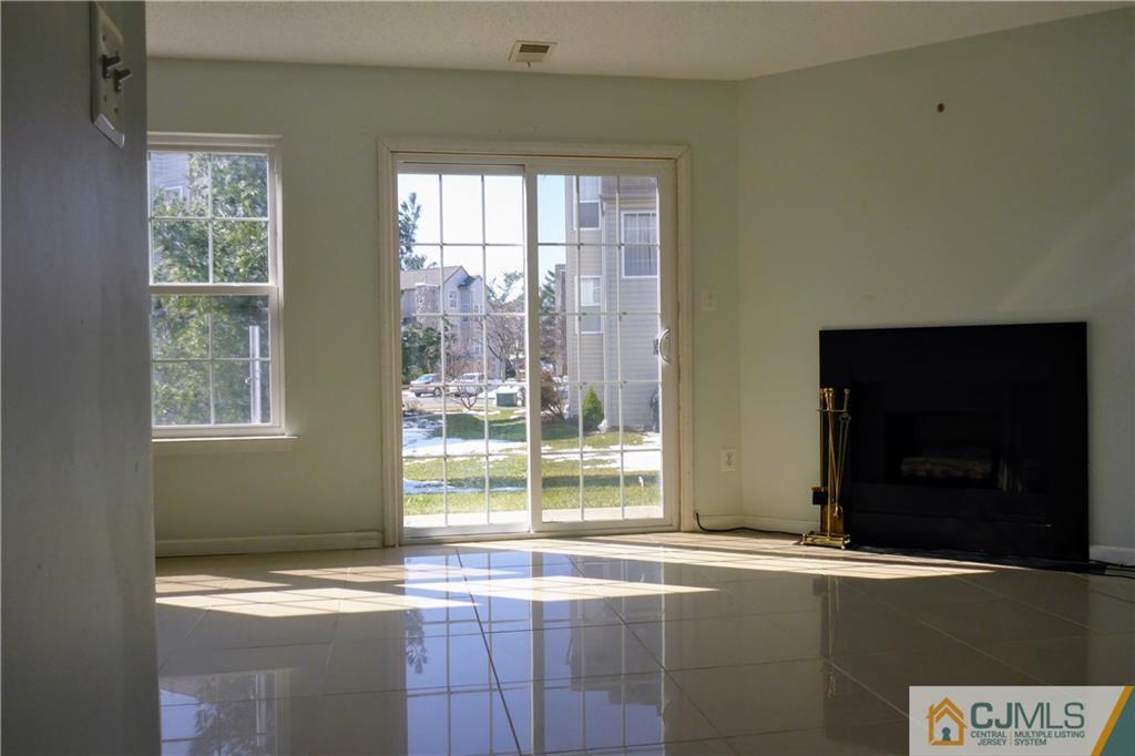 332 Lunar Road, Unit 332 Piscataway, NJ 08854 - Photo 2 of 15 Gallery Image 2