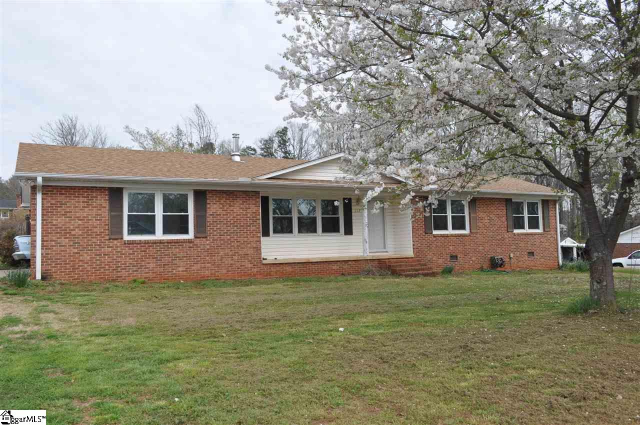 123 Holly Tree Lane Inman, SC 29349 - Photo 1 of 16
