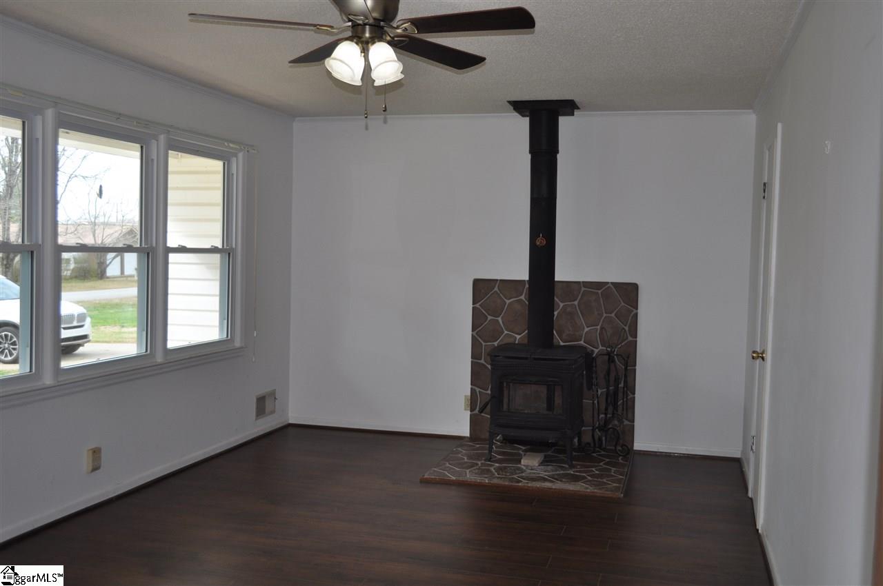 123 Holly Tree Lane Inman, SC 29349 - Photo 6 of 16