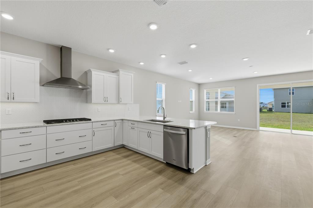 5696 Southwest 71st Court Ocala, FL 34474 - Photo 4 of 27