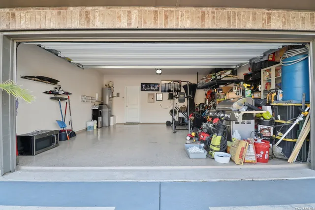 $2,200 | 2838 High Castle, San Antonio, TX 78245