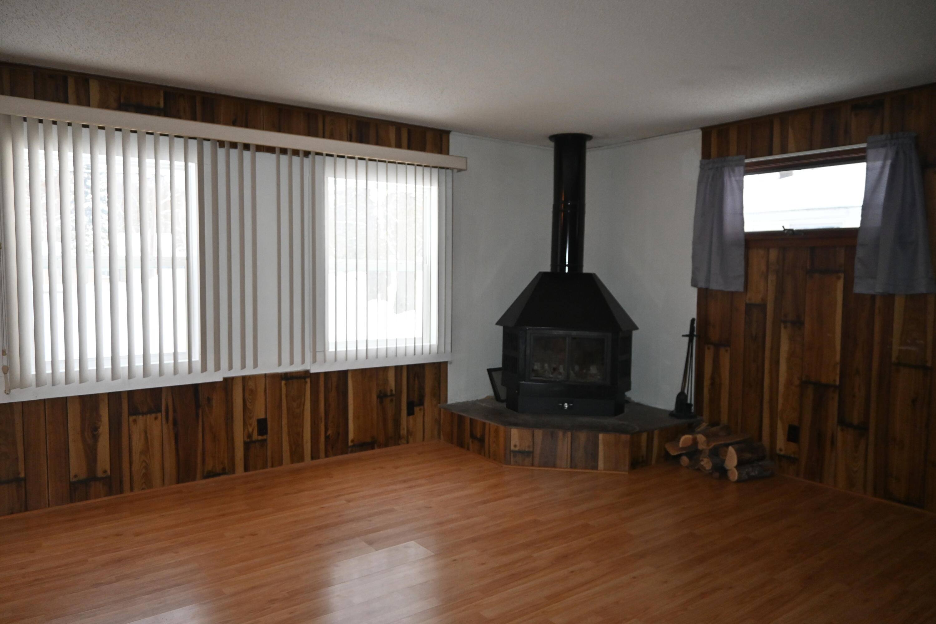 2087 Whitehall Road Muskegon, MI 49445 - Photo 20 of 40 DSC_0936