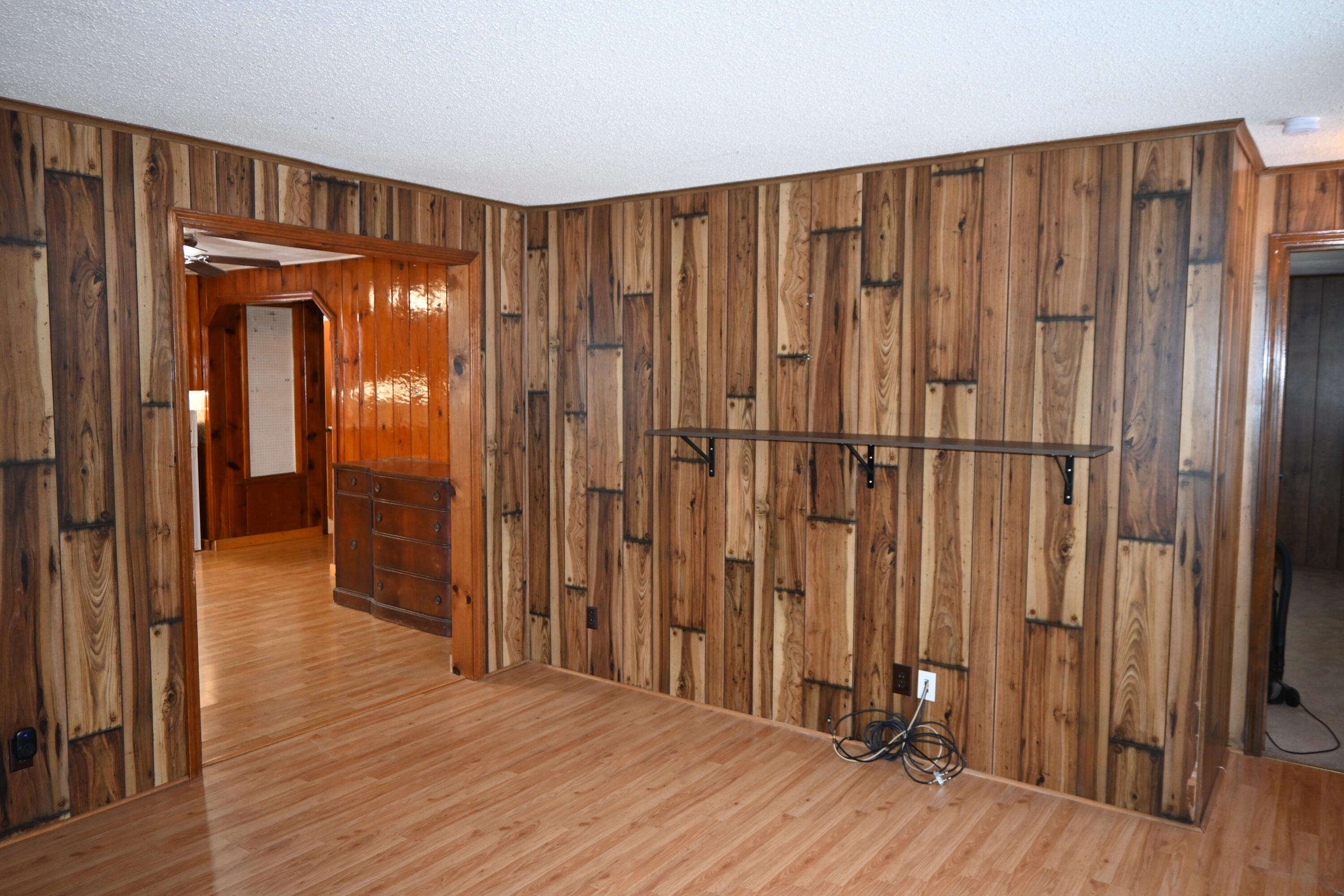 2087 Whitehall Road Muskegon, MI 49445 - Photo 22 of 40 DSC_0888