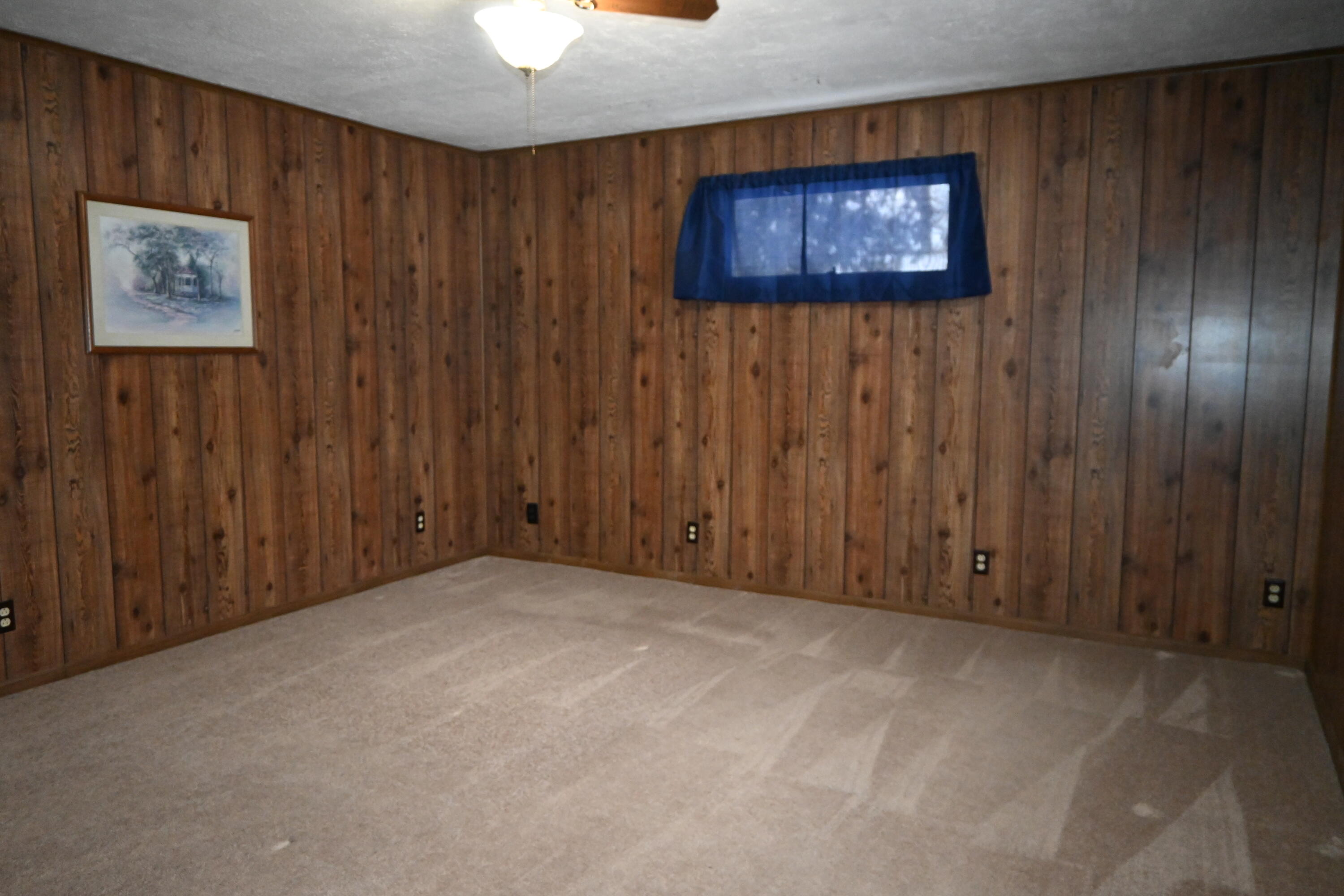 2087 Whitehall Road Muskegon, MI 49445 - Photo 24 of 40 DSC_0911