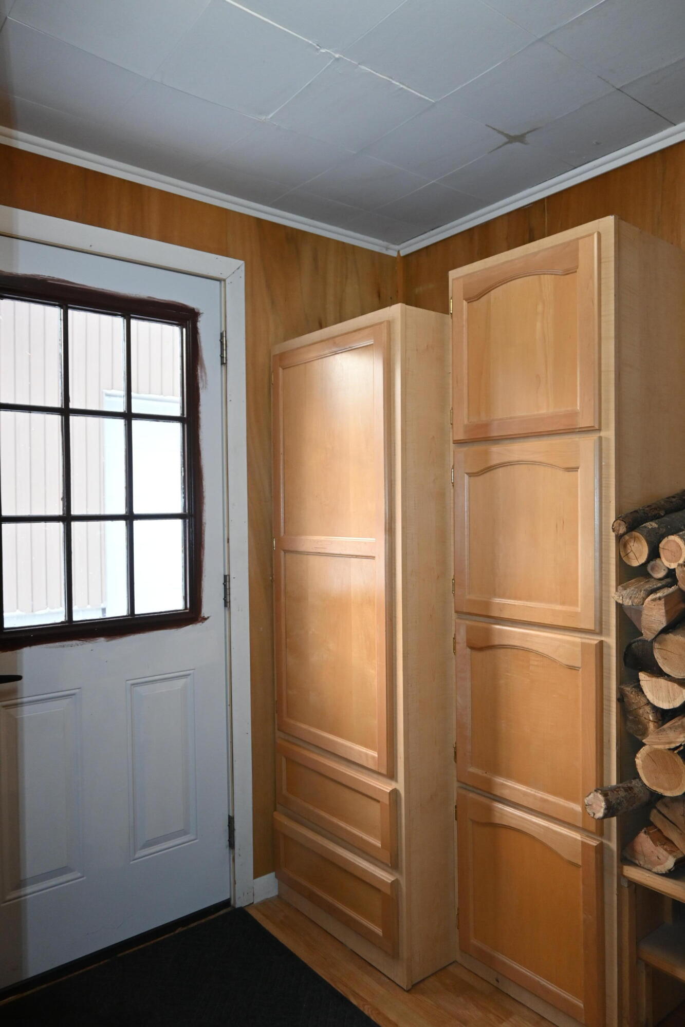 2087 Whitehall Road Muskegon, MI 49445 - Photo 9 of 40 DSC_0931