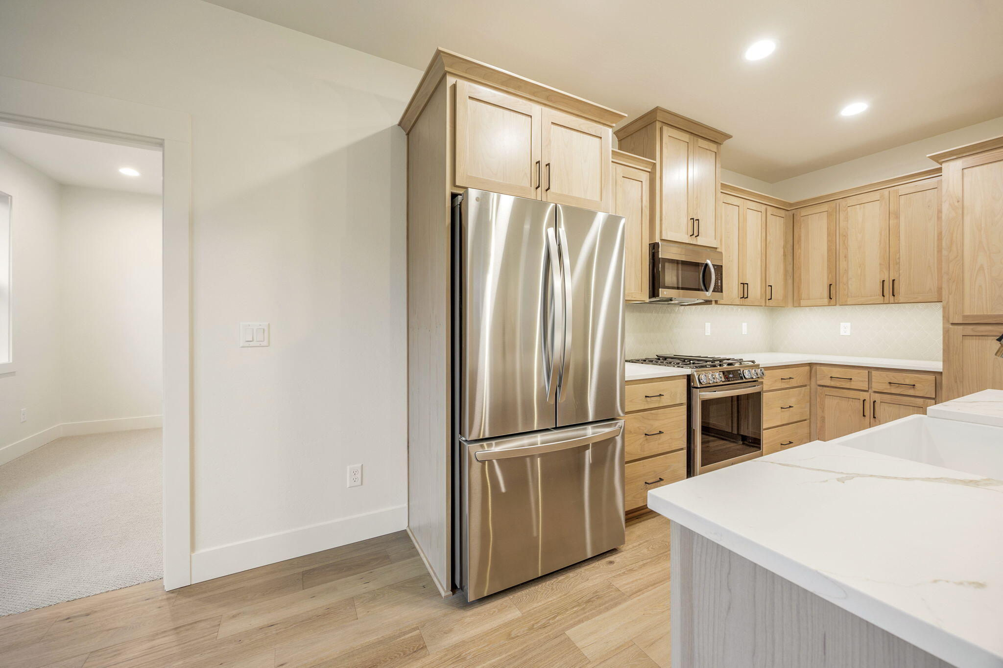 340 Randy Street Ashland, OR 97520 - Photo 13 of 44 Kitchen