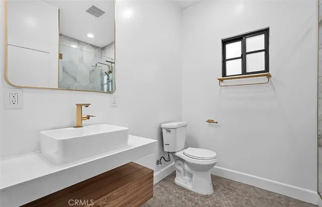 $4,800 | 720 West Altadena Drive, Unit 1/2, Altadena, CA 91001