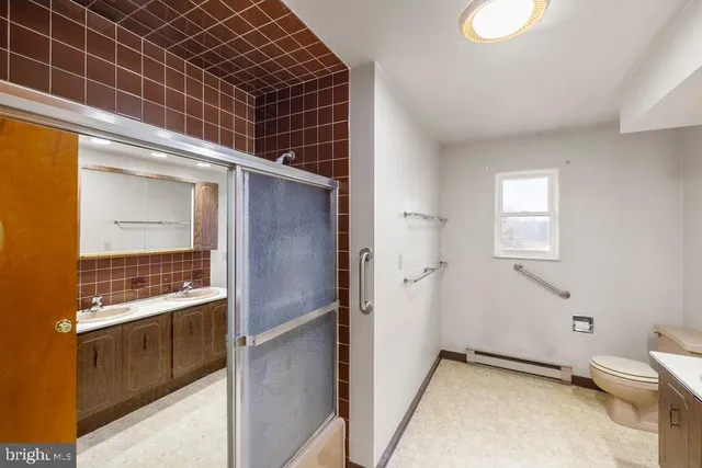 a view of a storage & utility room