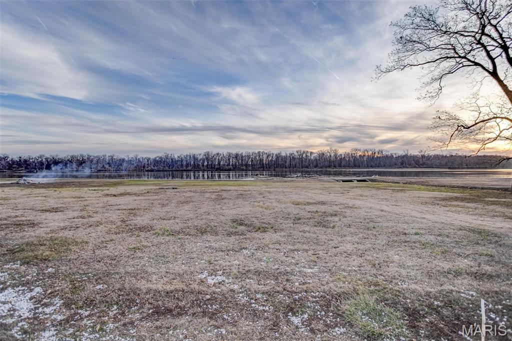 1109 West Main Street Grafton, IL 62037 - Photo 10 of 11