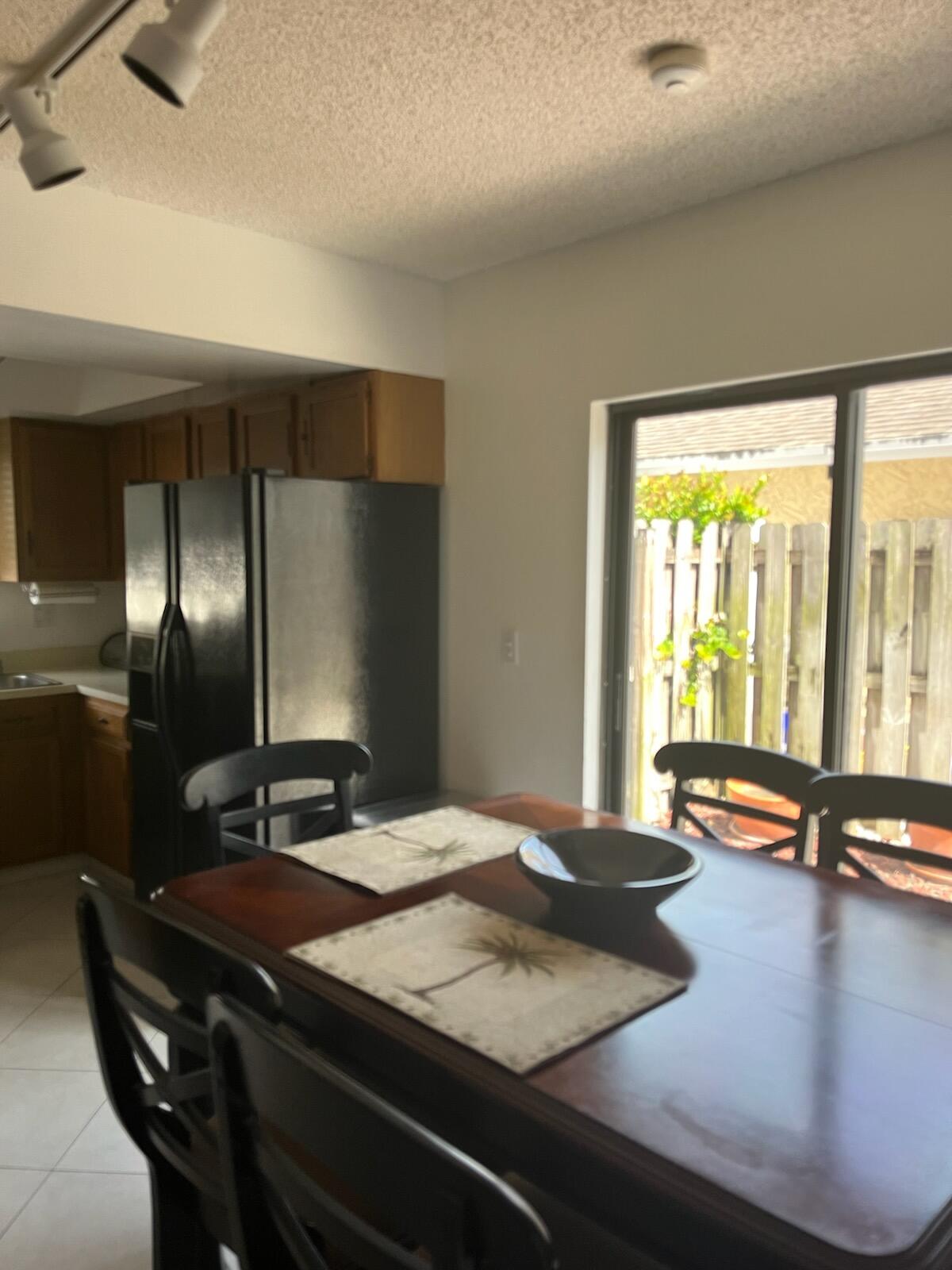 21583 Redbay Road Boca Raton, FL 33433 - Photo 6 of 24 -2432765543157789481