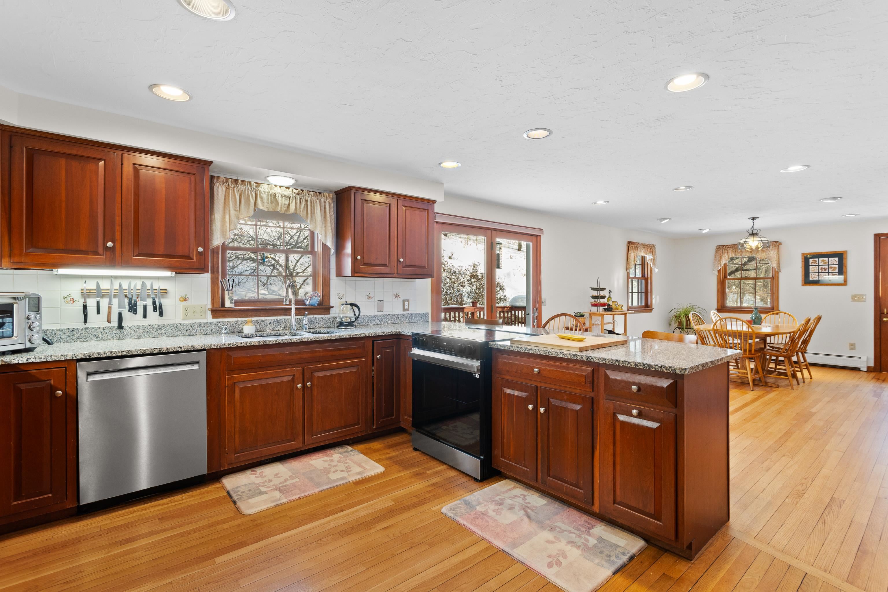 488 Shaker Road Concord, NH 03301 - Photo 12 of 44 Gallery Image 12