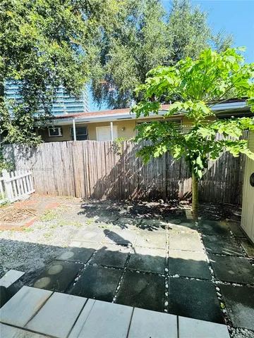 $2,100 | 13705 Northeast 20th Place, Unit 3, North Miami Beach, FL 33181