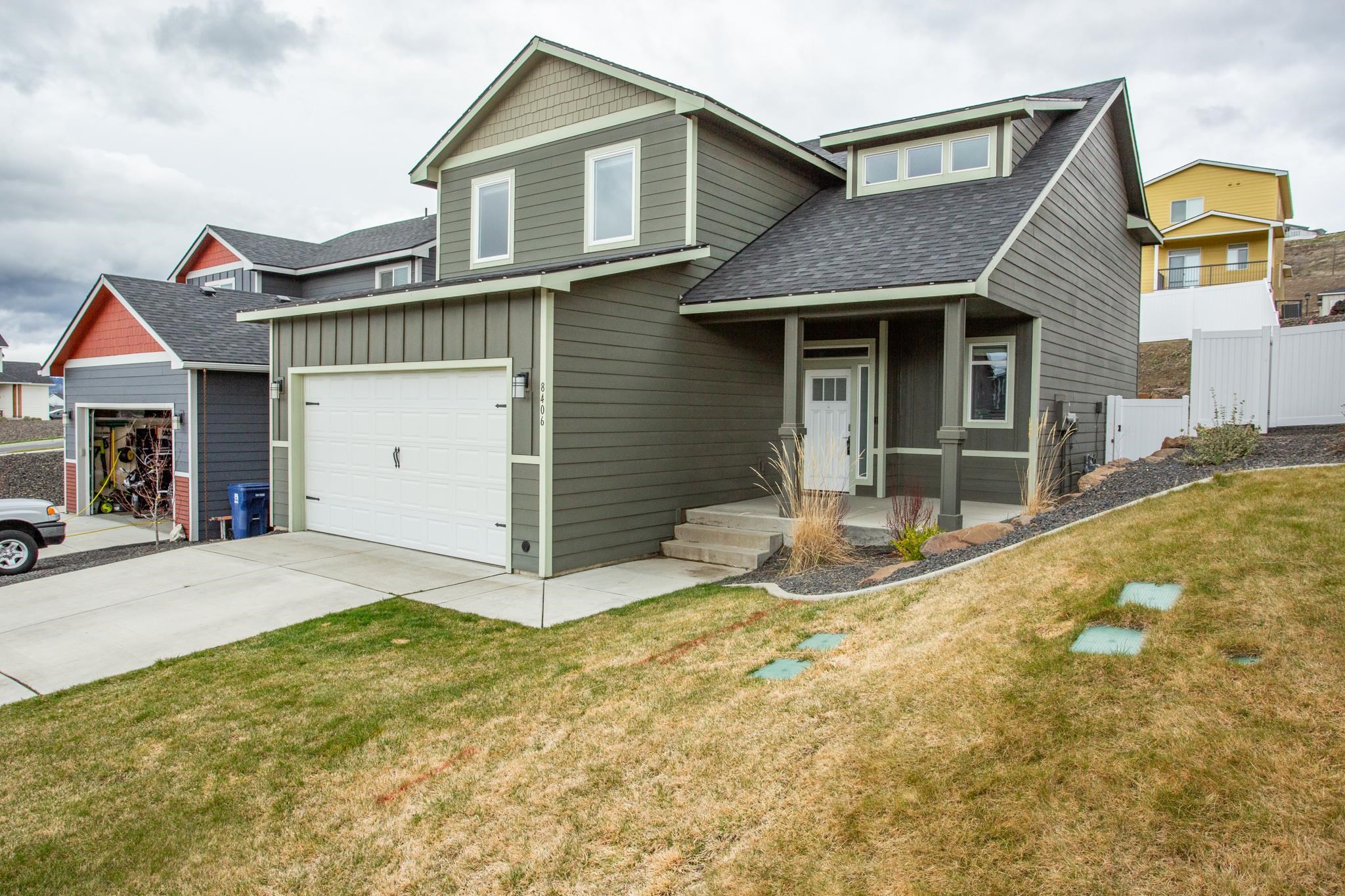 8406 North James Court Spokane, WA 99208 - Photo 3 of 26