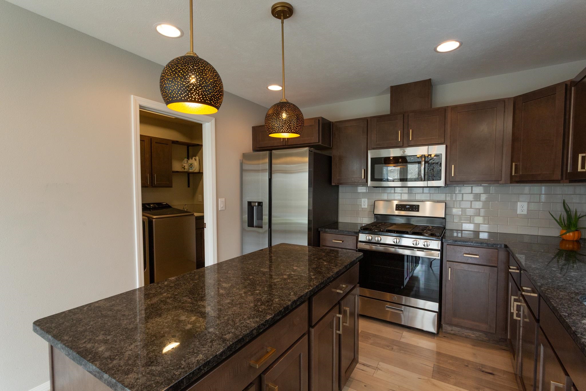 8406 North James Court Spokane, WA 99208 - Photo 4 of 26