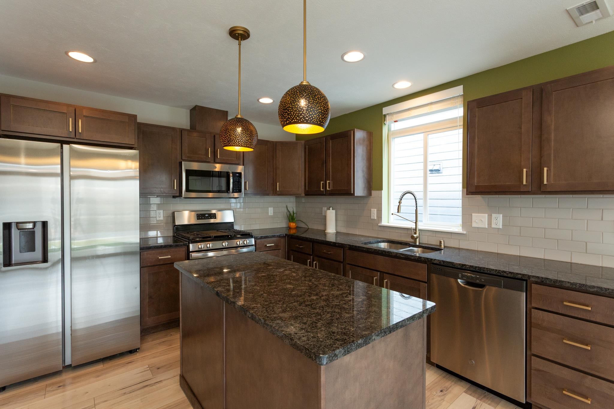 8406 North James Court Spokane, WA 99208 - Photo 5 of 26