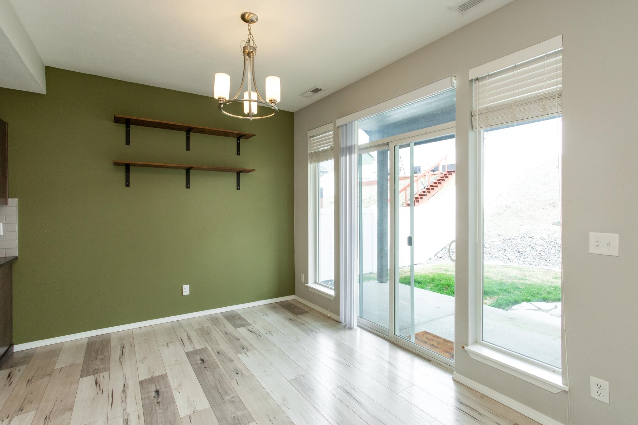 8406 North James Court Spokane, WA 99208 - Photo 7 of 26
