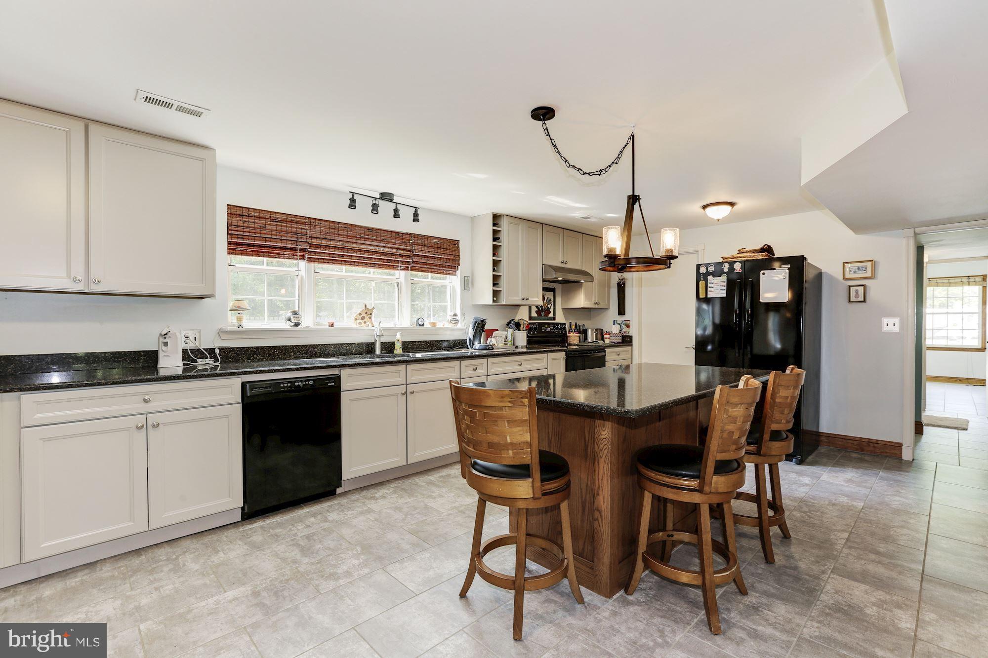 5916 Tyler Road Deale, MD 20751 - Photo 12 of 29 Gallery Image 12