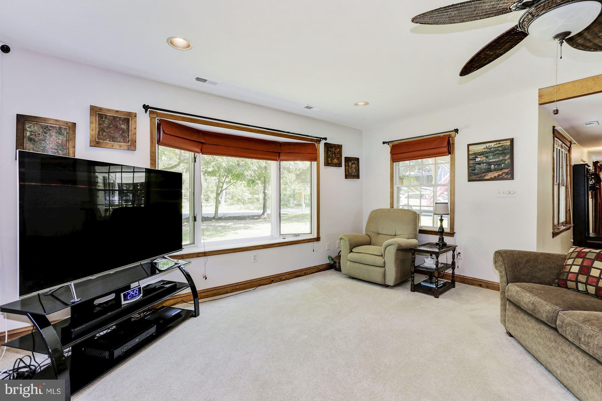 5916 Tyler Road Deale, MD 20751 - Photo 7 of 29 Large Family room addition