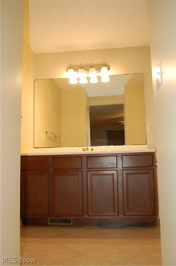 35325 Bainbridge Road North Ridgeville, OH 44039 - Photo 20 of 35