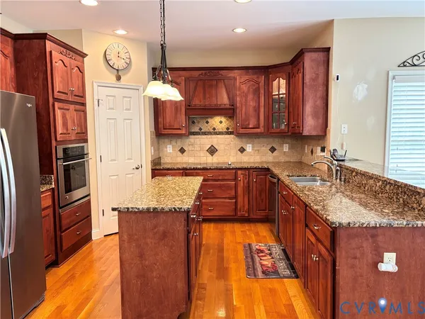 $849,999 | 11813 Middlecoff Drive, Chester, VA 23836