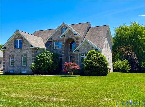 $849,999 | 11813 Middlecoff Drive, Chester, VA 23836
