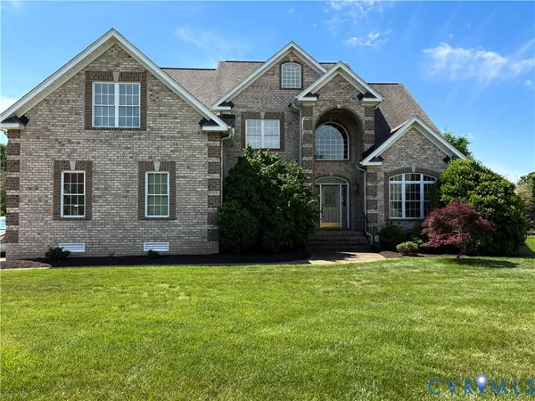 $849,999 | 11813 Middlecoff Drive, Chester, VA 23836