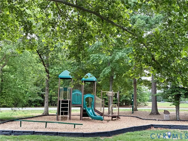 $849,999 | 11813 Middlecoff Drive, Chester, VA 23836