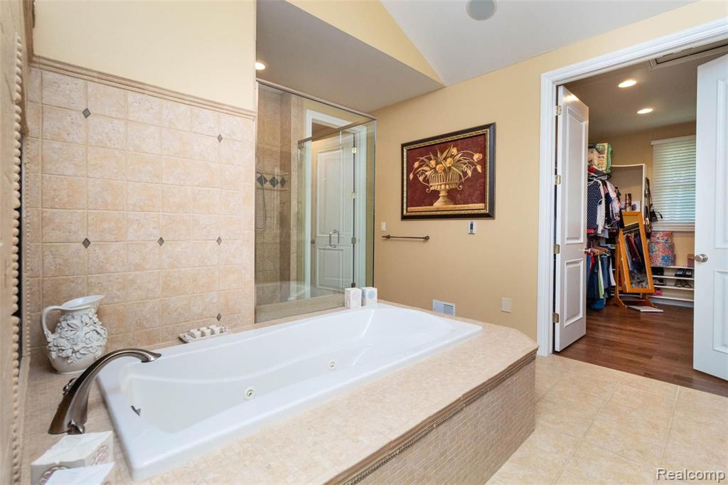 524 Trinway Road Troy, MI 48085 - Photo 40 of 75