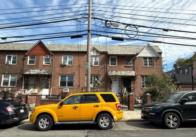 $1,092,500 | 24-11 37th Avenue | Long Island City