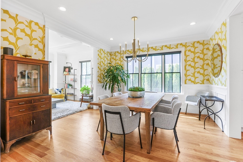 1473 Great Plain Avenue Needham, MA 02492 - Photo 12 of 42