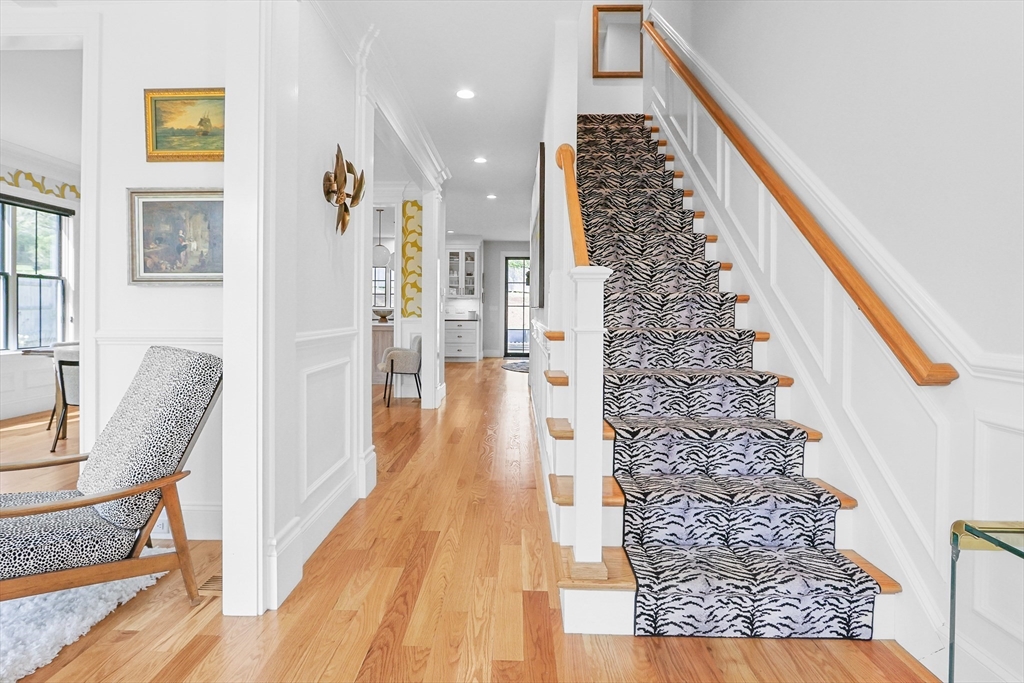 1473 Great Plain Avenue Needham, MA 02492 - Photo 16 of 42