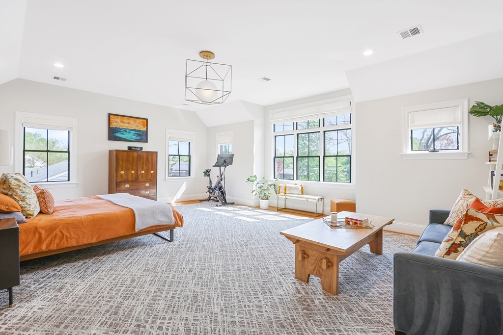 1473 Great Plain Avenue Needham, MA 02492 - Photo 17 of 42