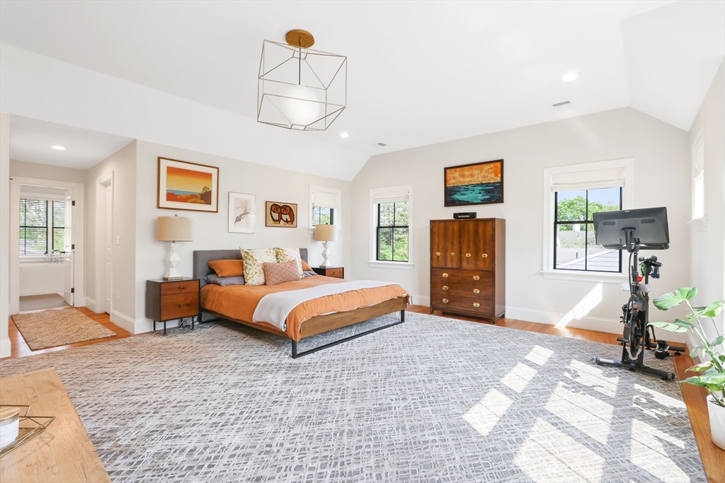 1473 Great Plain Avenue Needham, MA 02492 - Photo 18 of 42