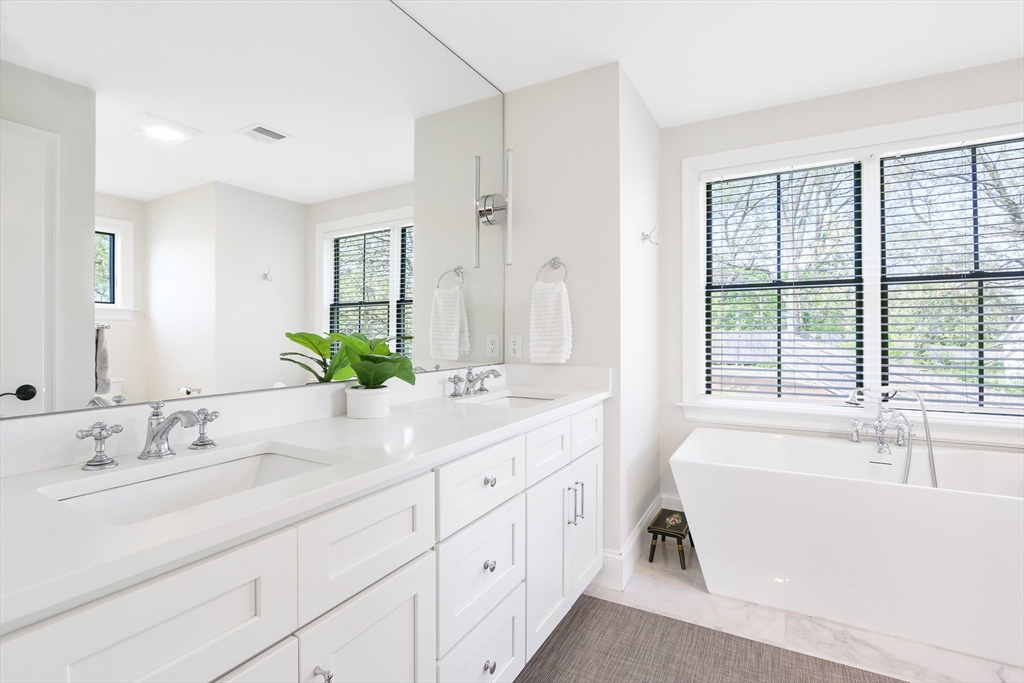 1473 Great Plain Avenue Needham, MA 02492 - Photo 20 of 42