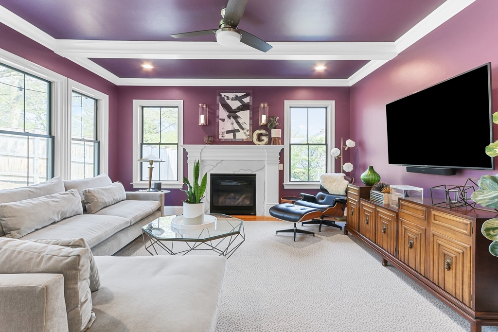 1473 Great Plain Avenue Needham, MA 02492 - Photo 8 of 42