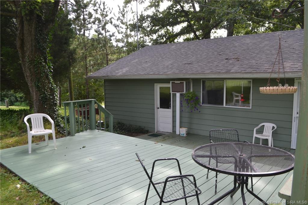 7620 West Kaiser Road Eckerty, IN 47116 - Photo 3 of 21