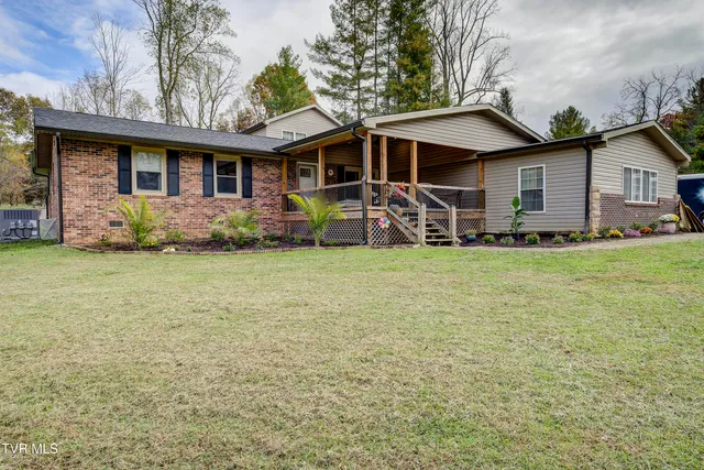 $430,000 | 335 Pleasant Hill Place, Bluff City, TN 37618