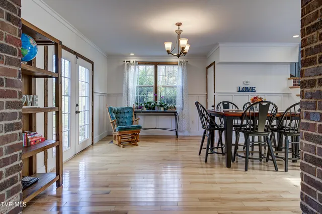 $430,000 | 335 Pleasant Hill Place, Bluff City, TN 37618